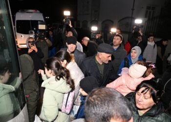 Daha bir kəndə növbəti köç karvanı yola salındı