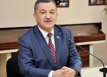 “Bakı ilə Sumqayıt arasında metro stansiyaları tikilsin” – Millət vəkilindən TƏKLİF