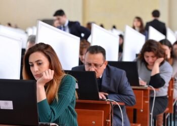 Dövlət qulluğu ilə bağlı qanuna MÜHÜM DƏYİŞİKLİKLƏR