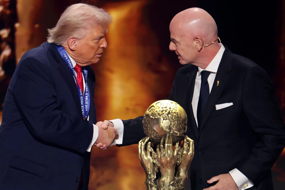 Donald Tramp FIFA Sülh Mükafatına layiq görüldü