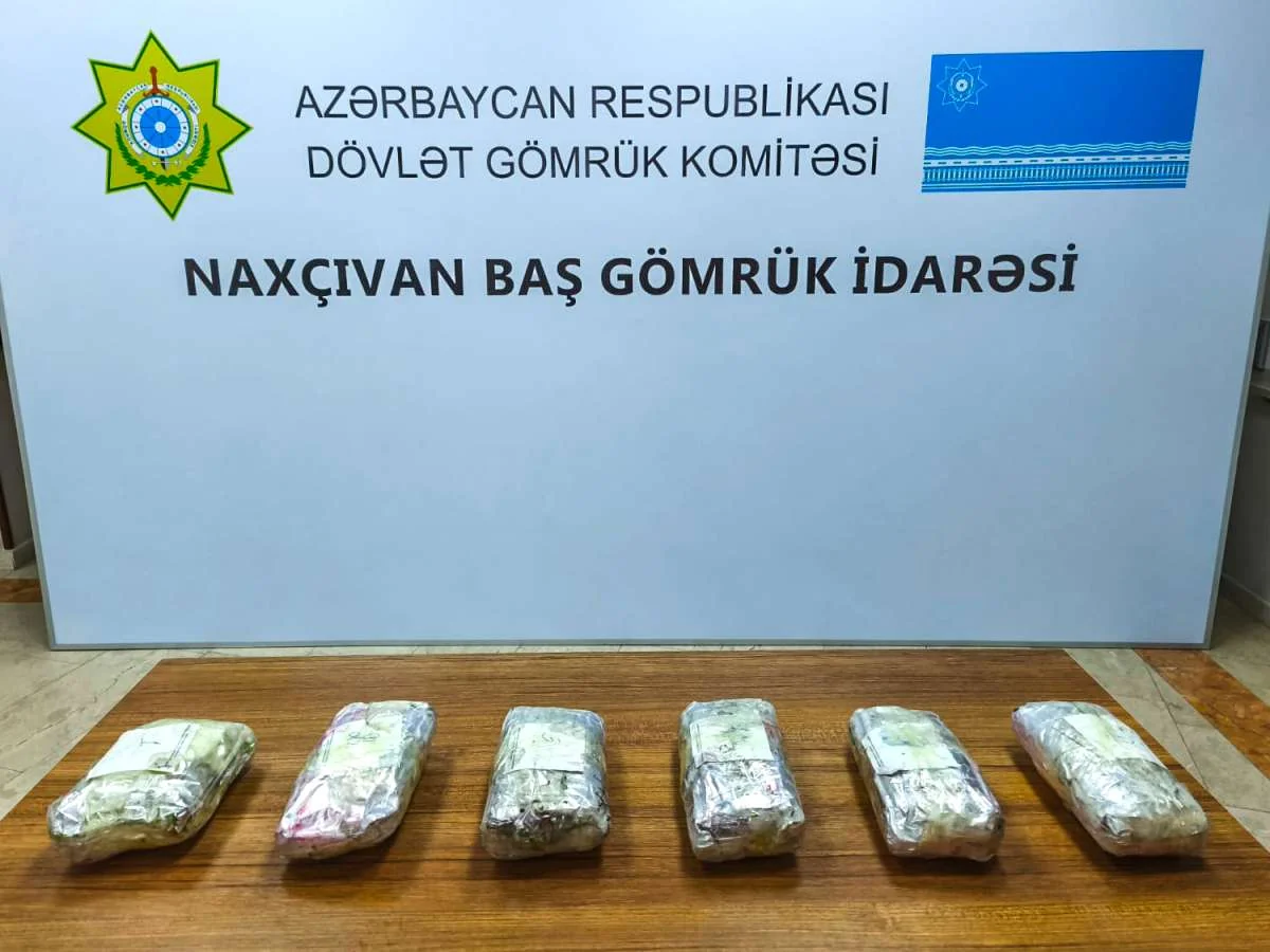 Azərbaycan gömrükçüləri 5 kiloqramdan artıq metamfetamin aşkar edib