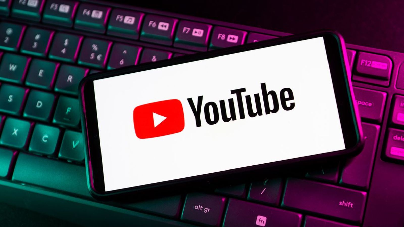 “YouTube”da yenilik: Bu funksiya ləvğ edilir