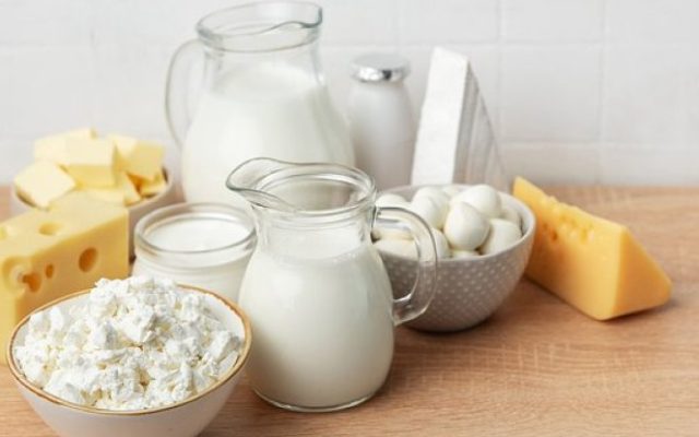 Əgər 50 yaşdan yuxarısızsa, bu qidaları YEYİN