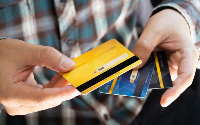Bank kartlarına tətbiq edilən yeni qaydaların mahiyyəti açıqlandı