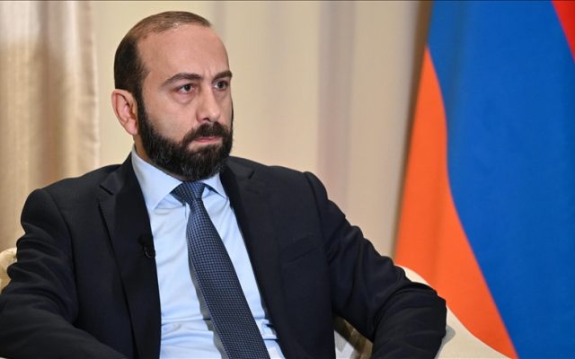 Ermənistan XİN rəhbəri İrandadır