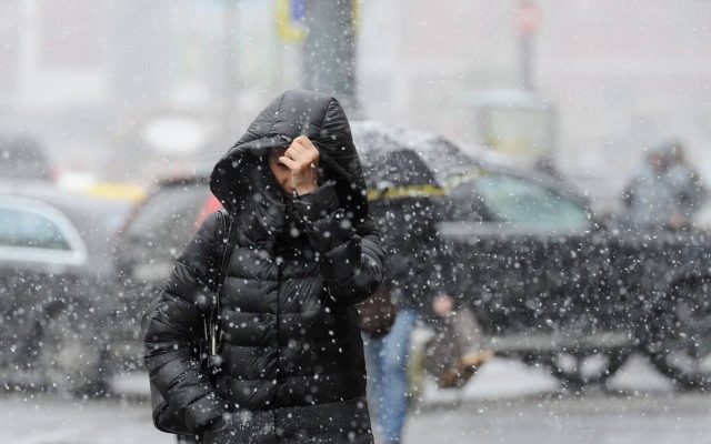 Sabah Bakıda yağış, rayonlara qar yağacaq