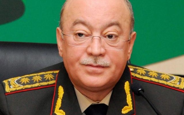 Nazir polkovniki işdən çıxararaq təqaüdə göndərdi – FOTO