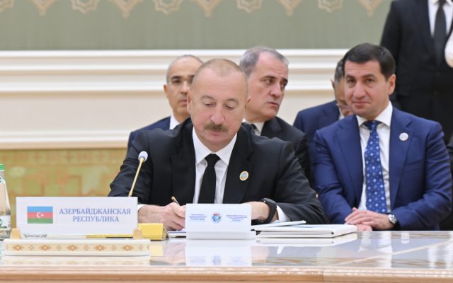 Türkmənbaşı şəhərində sənədlərin imzalanması mərasimi olub