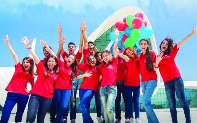 Azərbaycanda gənclərin sayı: neçəsi kişi, neçəsi qadındır…