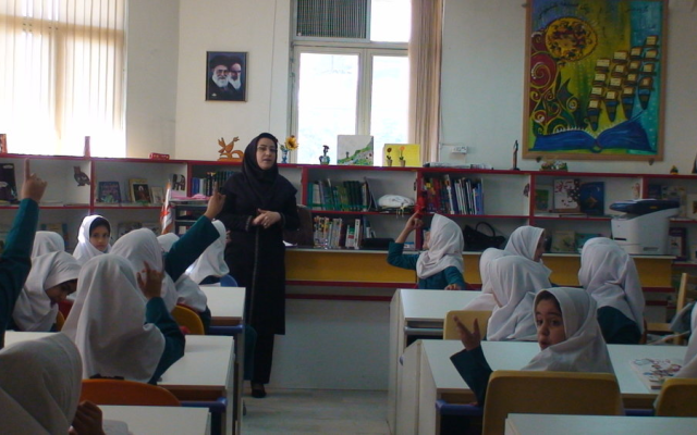 İranda Azərbaycan dilində tədris aparılan bir məktəb belə yoxdur – Nazirlik