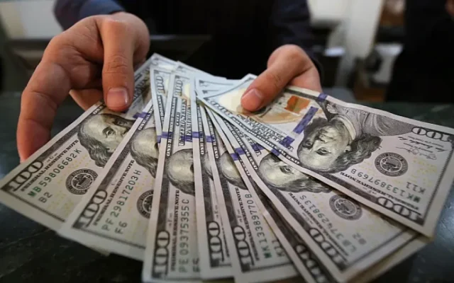 Dollar niyə bahalaşır?