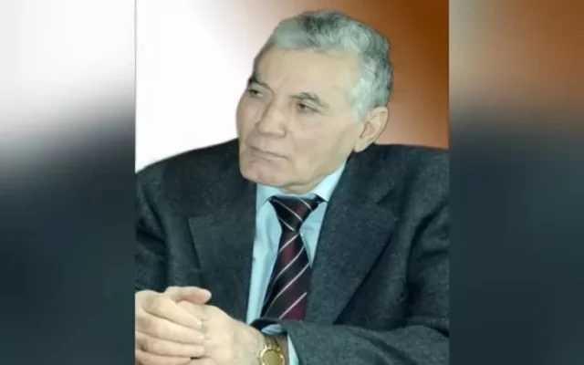 “Ədəbiyyat qəzeti”nin keçmiş baş redaktoru vəfat etdi